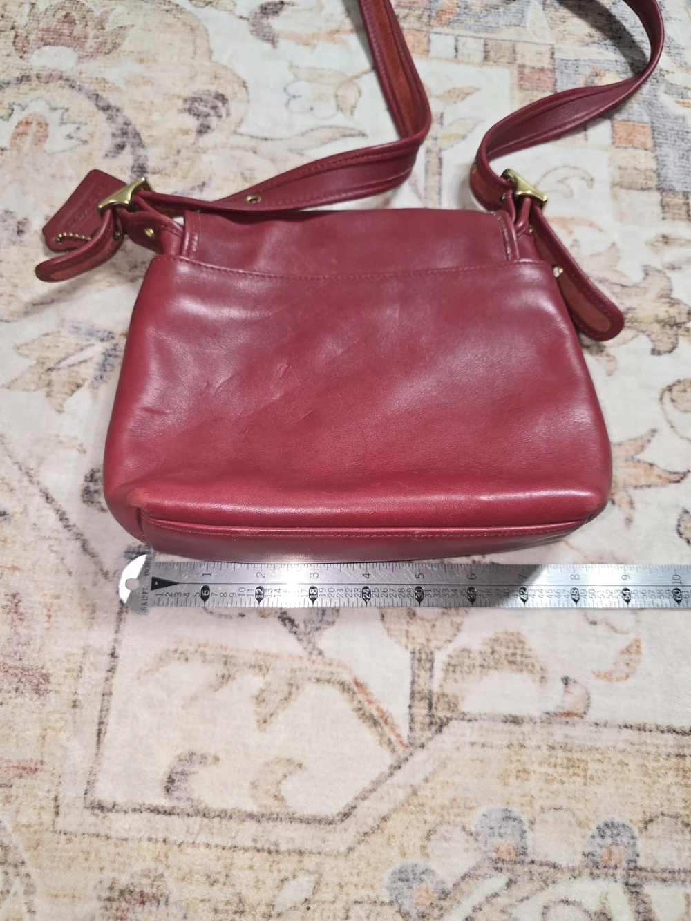 Vintage Coach 9715 Red Leather Turn-Lock Crossbody